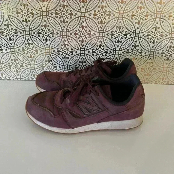 New Balance Men’s Trail Buster Shoes. Size 7.5. Preowned. - Picture 1 of 6